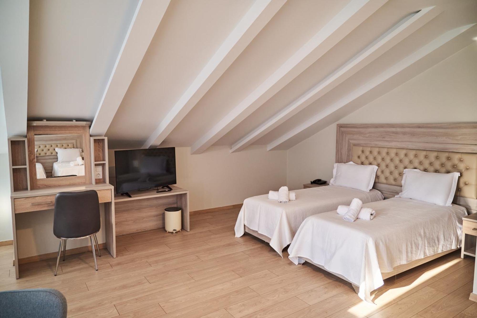 Famissi Sofita 7 Aparthotel Καλαμπάκα Εξωτερικό φωτογραφία