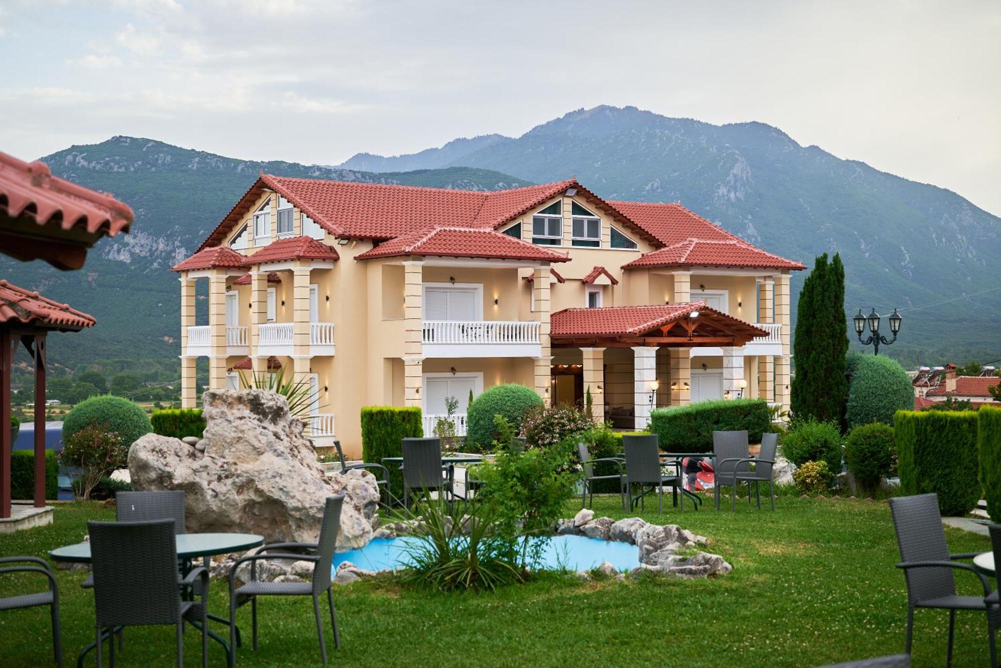 Famissi Sofita 7 Aparthotel Καλαμπάκα Εξωτερικό φωτογραφία