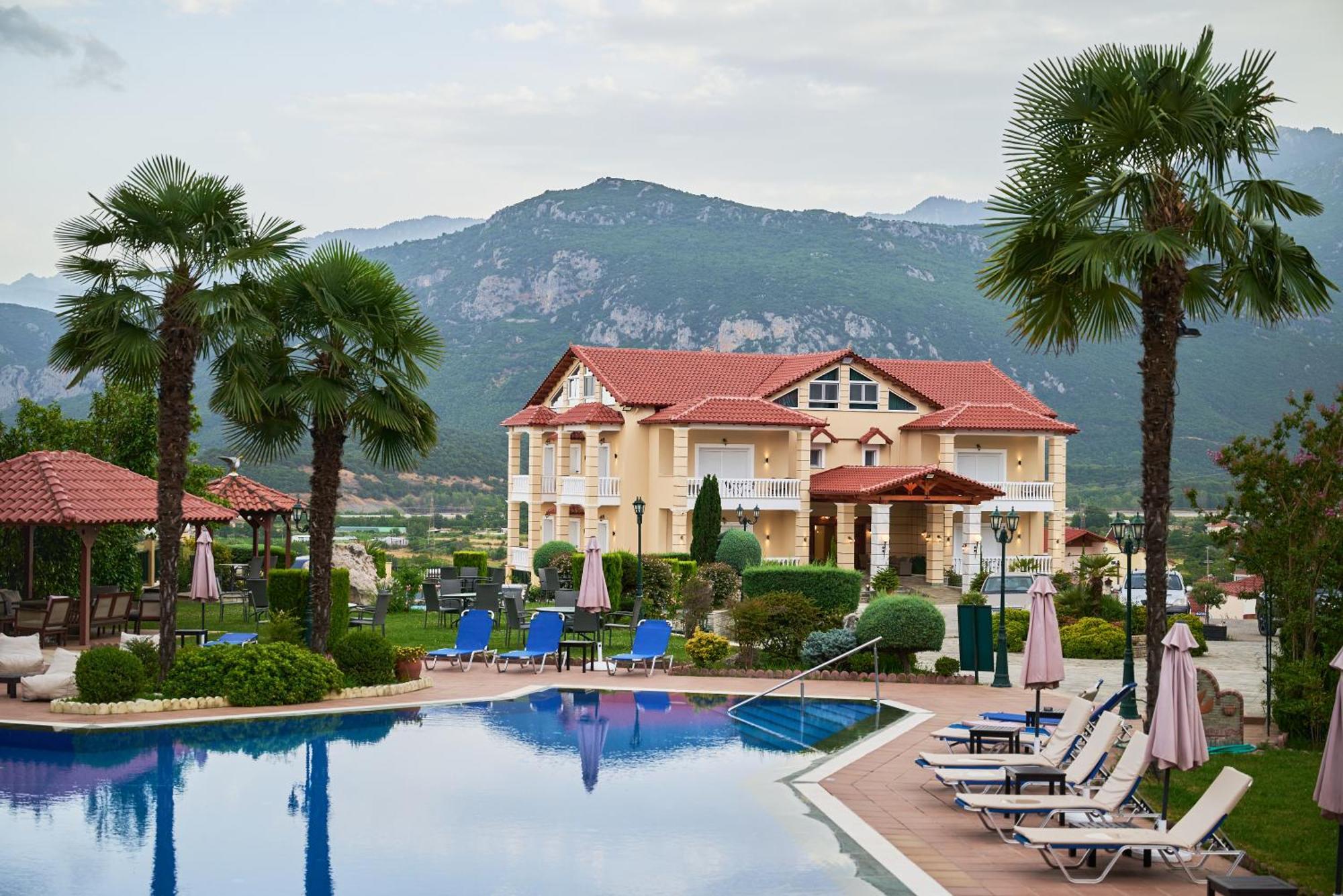 Famissi Sofita 7 Aparthotel Καλαμπάκα Εξωτερικό φωτογραφία