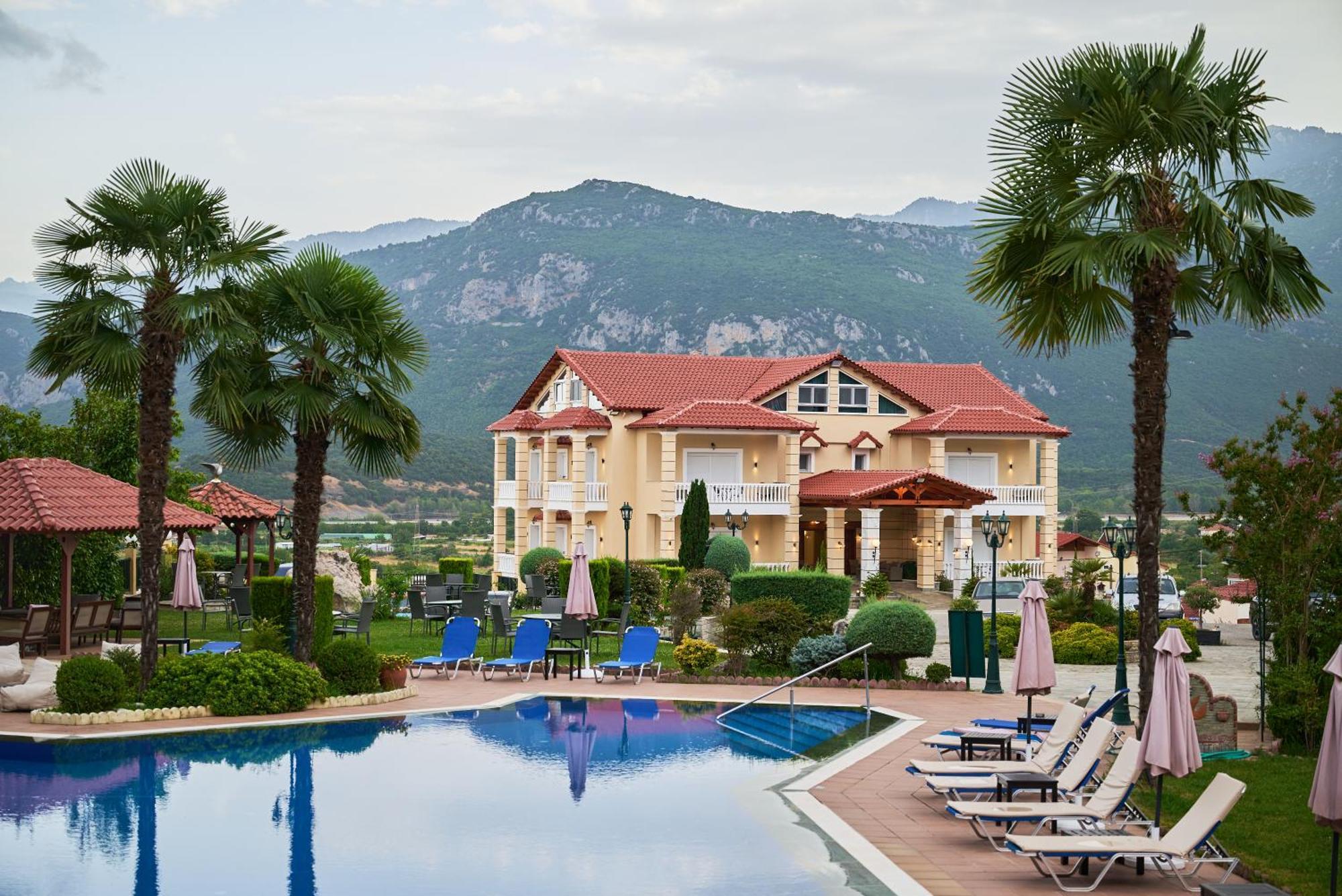 Famissi Sofita 7 Aparthotel Καλαμπάκα Εξωτερικό φωτογραφία